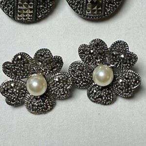 Lovely Vintage Judith Jack 925 Sterling Marcasite and faux pearl Flower Earrings